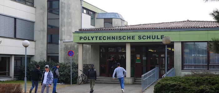 Schulgebaeude Schulgebaeude
